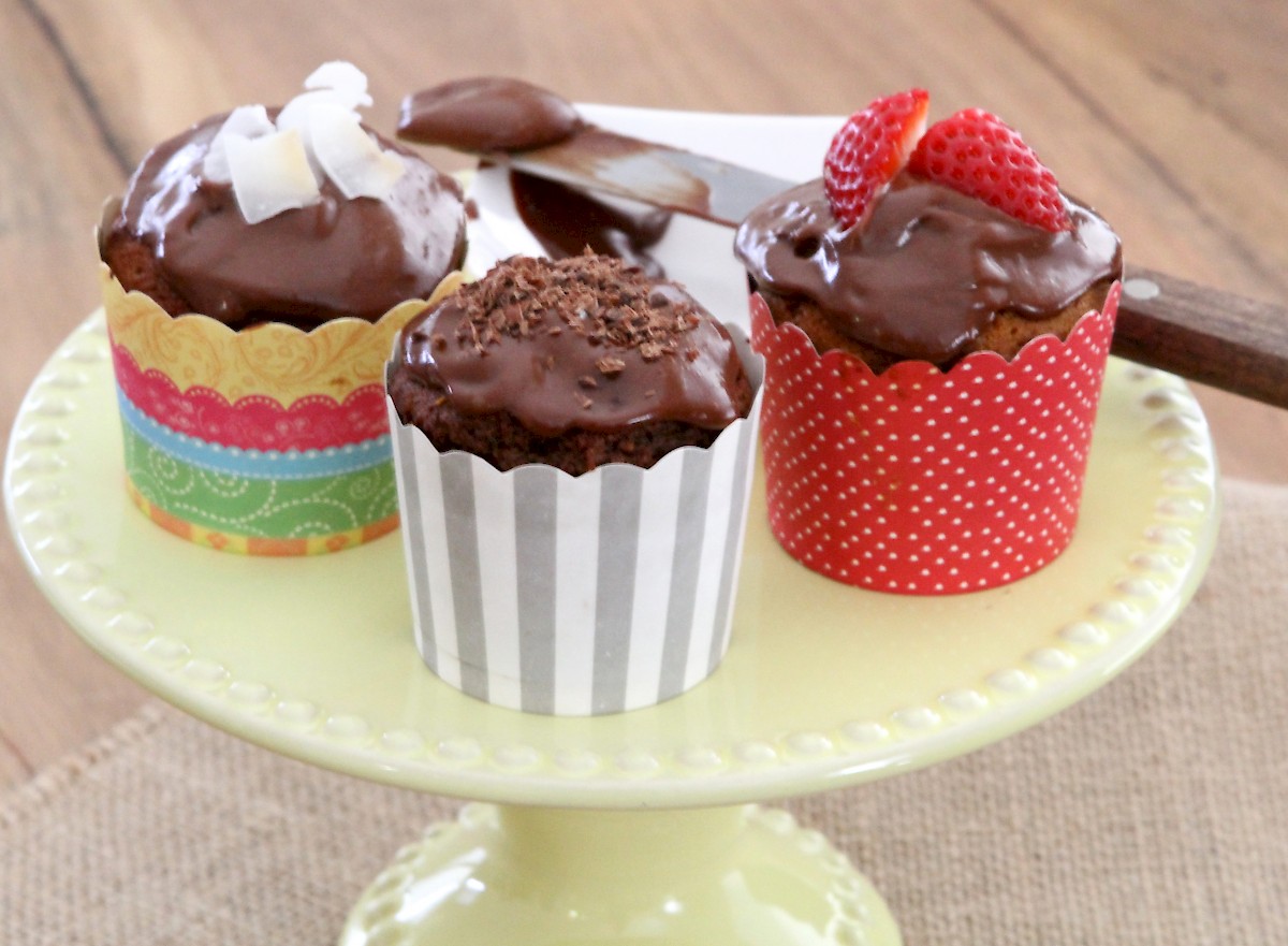 Chocolate Frosting | Paleo | Gluten-free | The JOYful Table