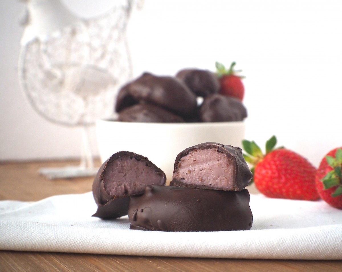 Strawberry Creme Easter Eggs | Paleo | Gluten-free | The JOYful Table
