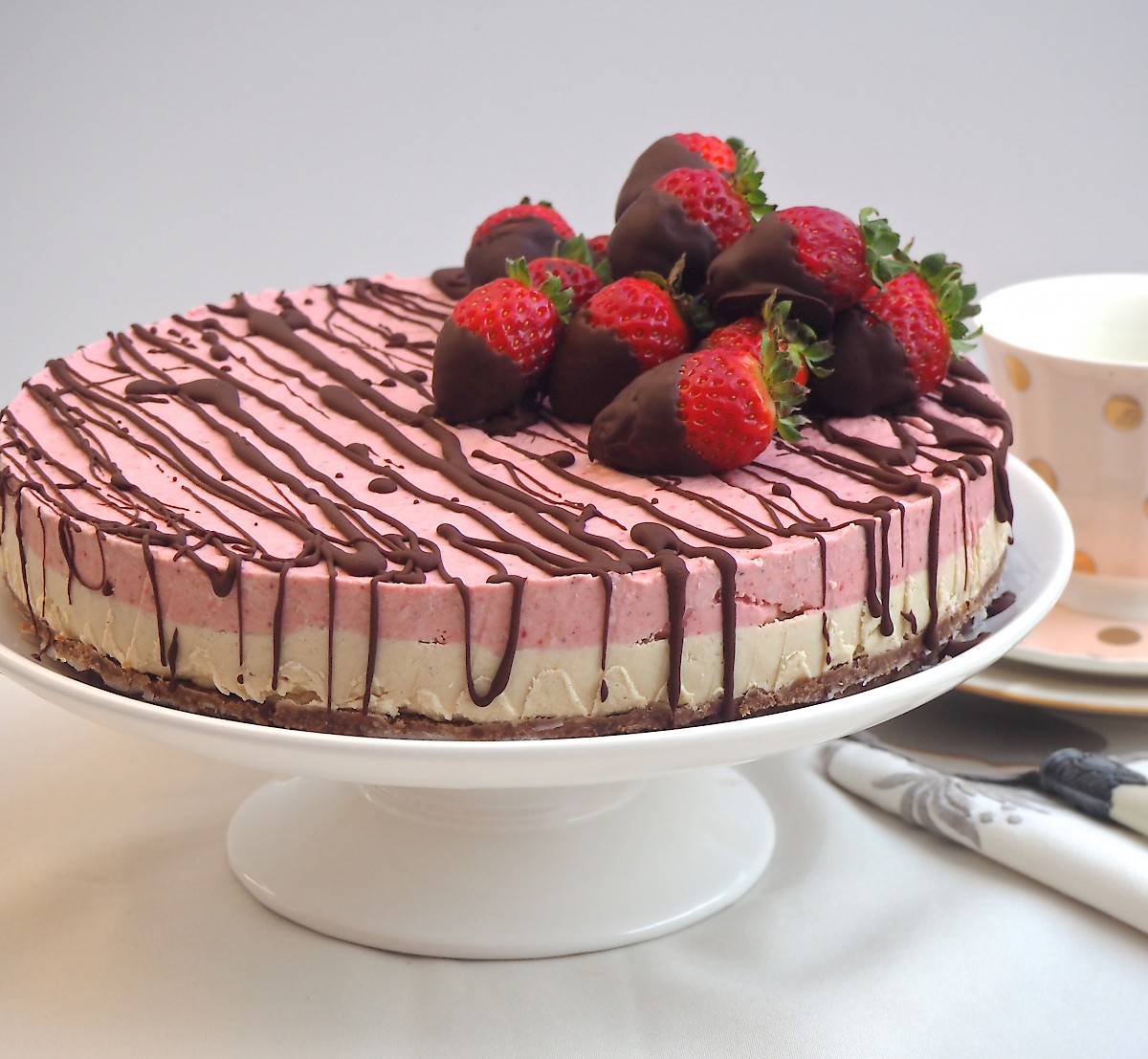 Strawberry Cream Cheesecake | Paleo | Gluten-free | The JOYful Table