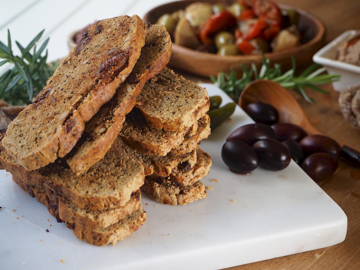 Rosemary & Fig Toasts | Paleo | Gluten-free | The JOYful Table