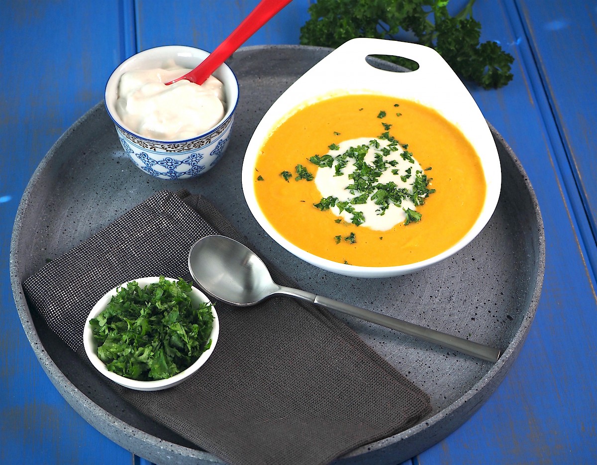 Curried Pumpkin Soup | Paleo | Gluten-free | The JOYful Table