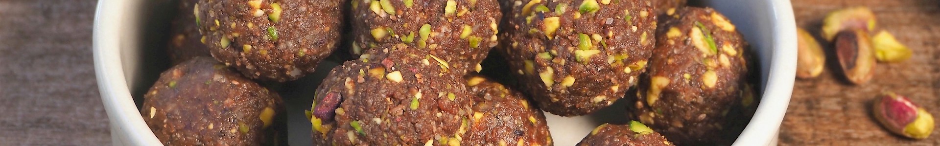 Chocolate Fudge Bites with Pistachio Chips