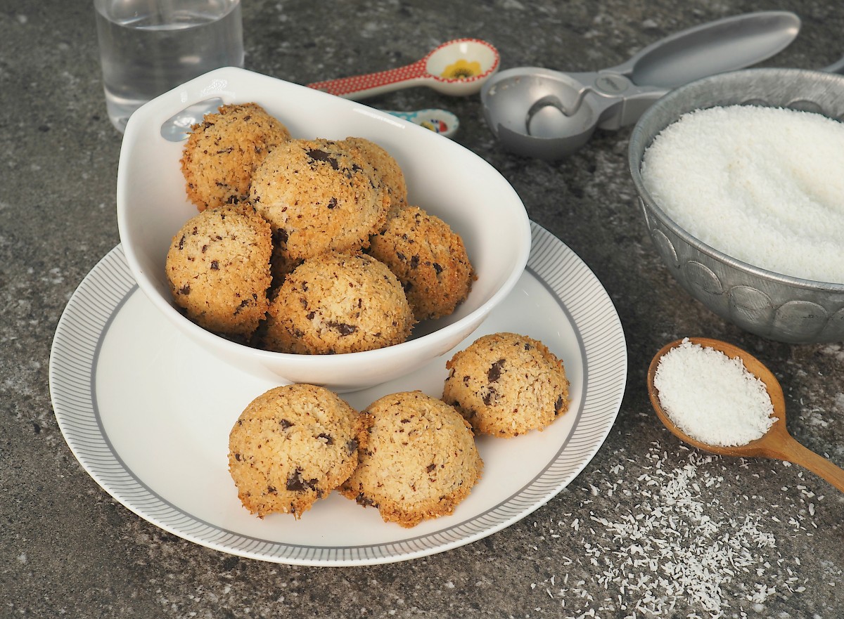 Choc Chip Macaroons (egg-free) | Paleo | Gluten-free | The JOYful Table