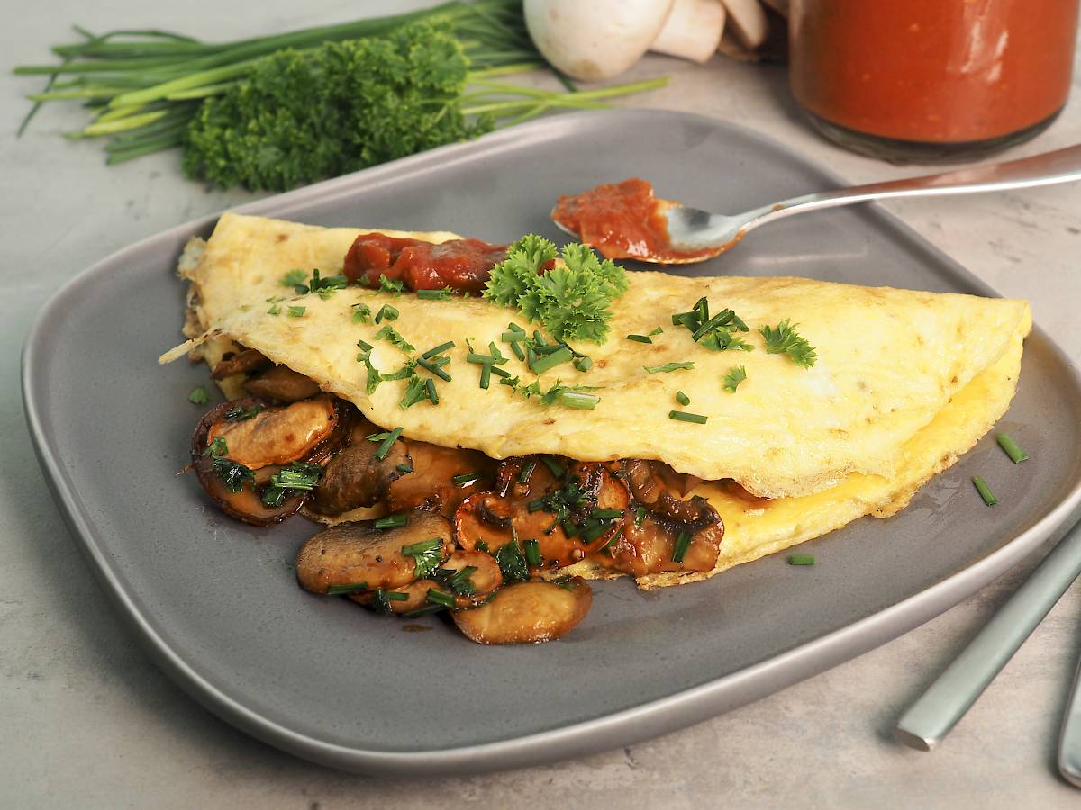 Mushroom Omelette | Paleo | Gluten-free | The JOYful Table