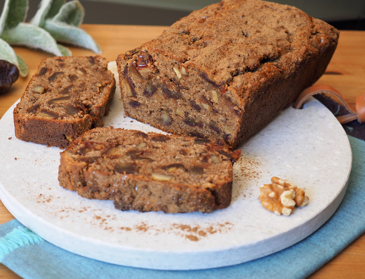 Cinnamon & Date Loaf | Paleo | Gluten-free | The JOYful Table